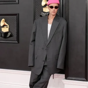 Justin Bieber Grammys 2022 Oversized Suit Sale