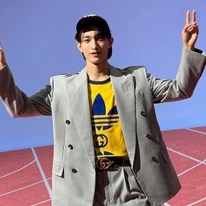 DK Second Wind Bss Seventeen Gray Suit