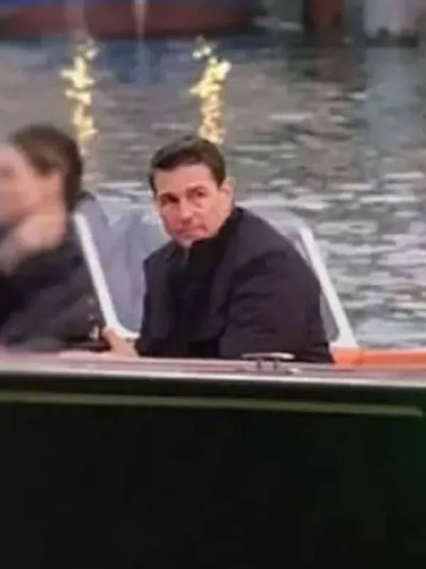 Mission-Impossible-7-Tom-Cruise-Black-Jacket